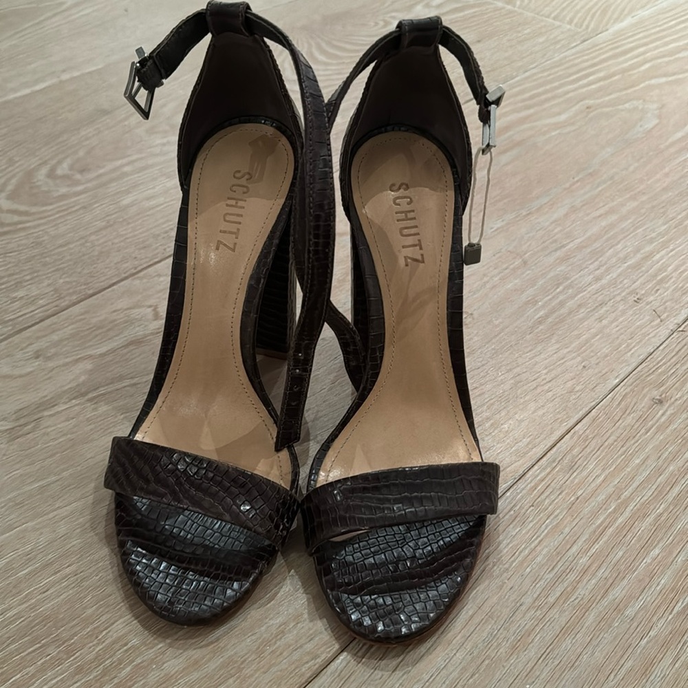 Shultz Heels - image 1